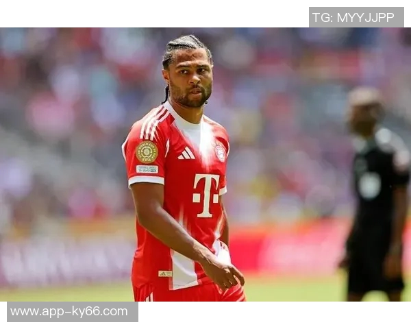 法尔克透露拜仁边锋引援首选19岁马拉并关注奥索里奥 法尔克透露拜仁边锋引援首选19岁马拉并关注奥索里奥