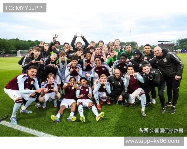 法尔克透露米兰尤文争夺磁卡球员倾向英超选择 法尔克透露米兰尤文争夺磁卡球员倾向英超选择